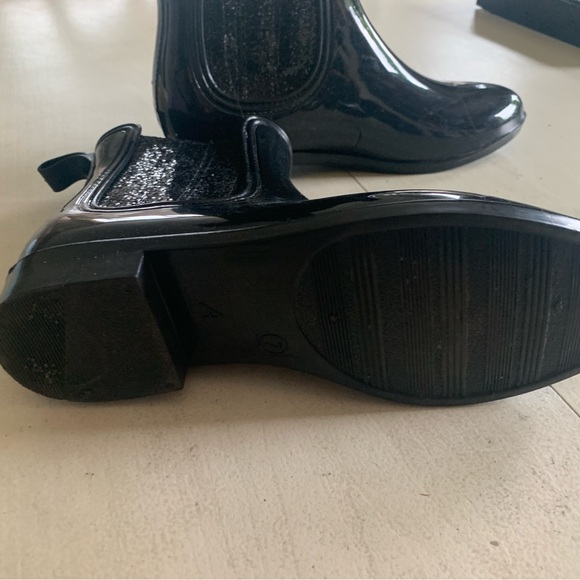 Chelsea Rain Boots - Picture 3 of 3